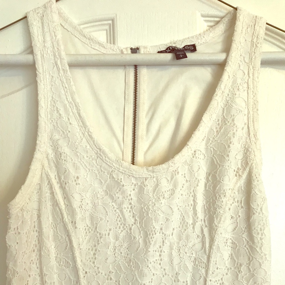 White lace dress